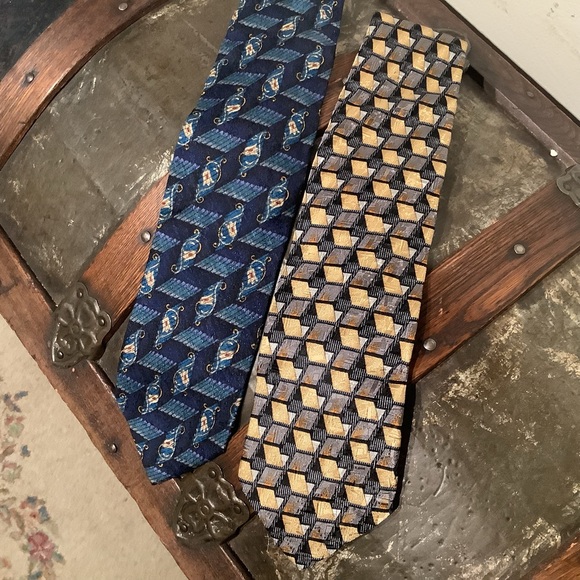 Pair of exquisite Ermenegildo Zegna 100% Silk Ties Made In Italy - Picture 3 of 4